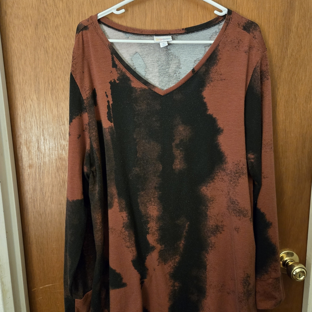 LuLaRoe Black and Brown Long Sleeve V-Neck Top